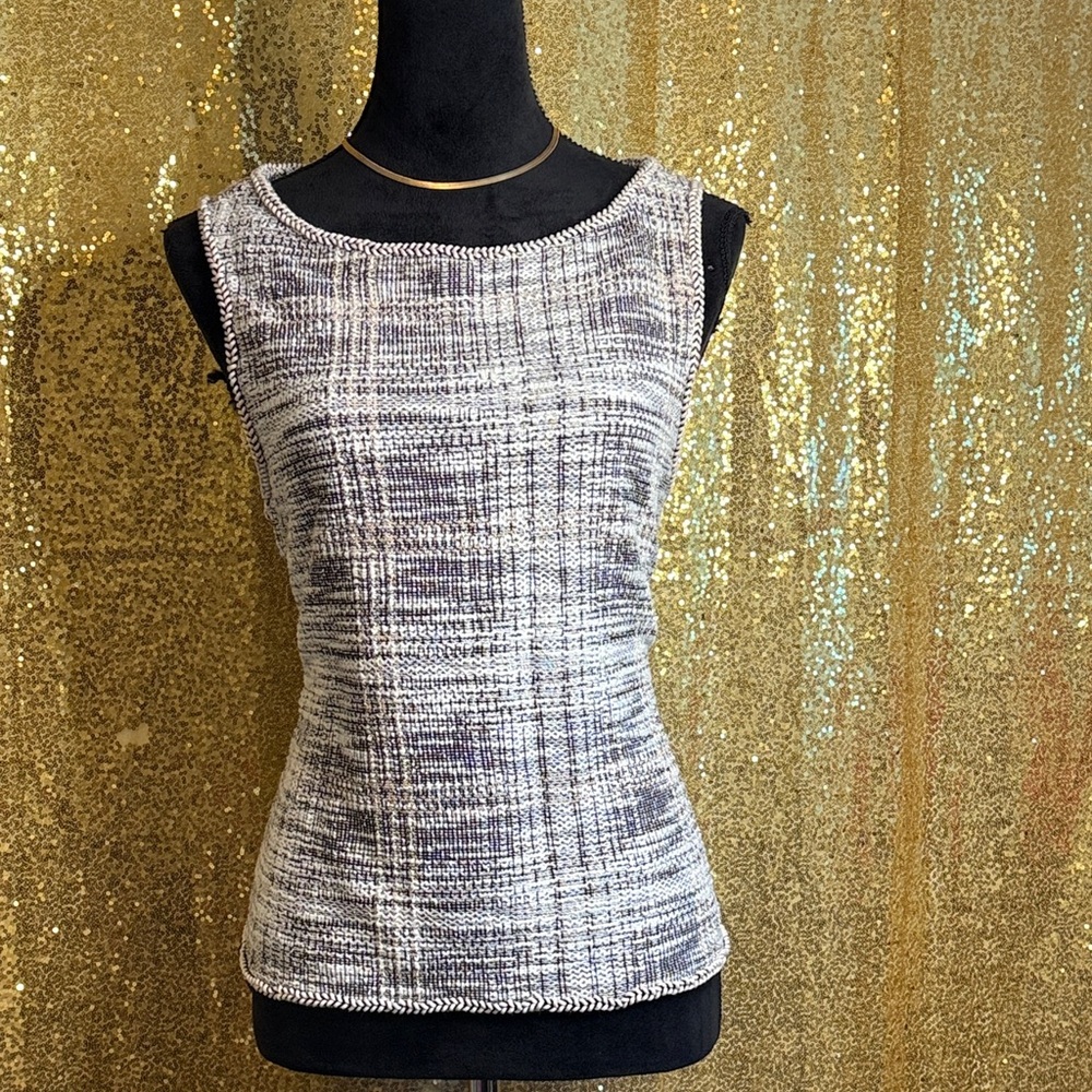 Max Studio Black & White Textured Knit Tank